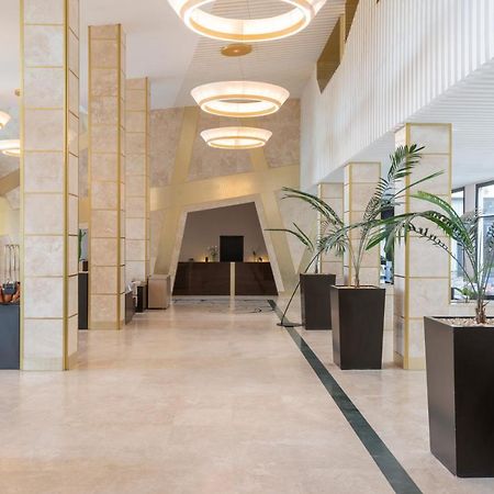 Radisson Blu Hotel NʼDjamena Exterior foto