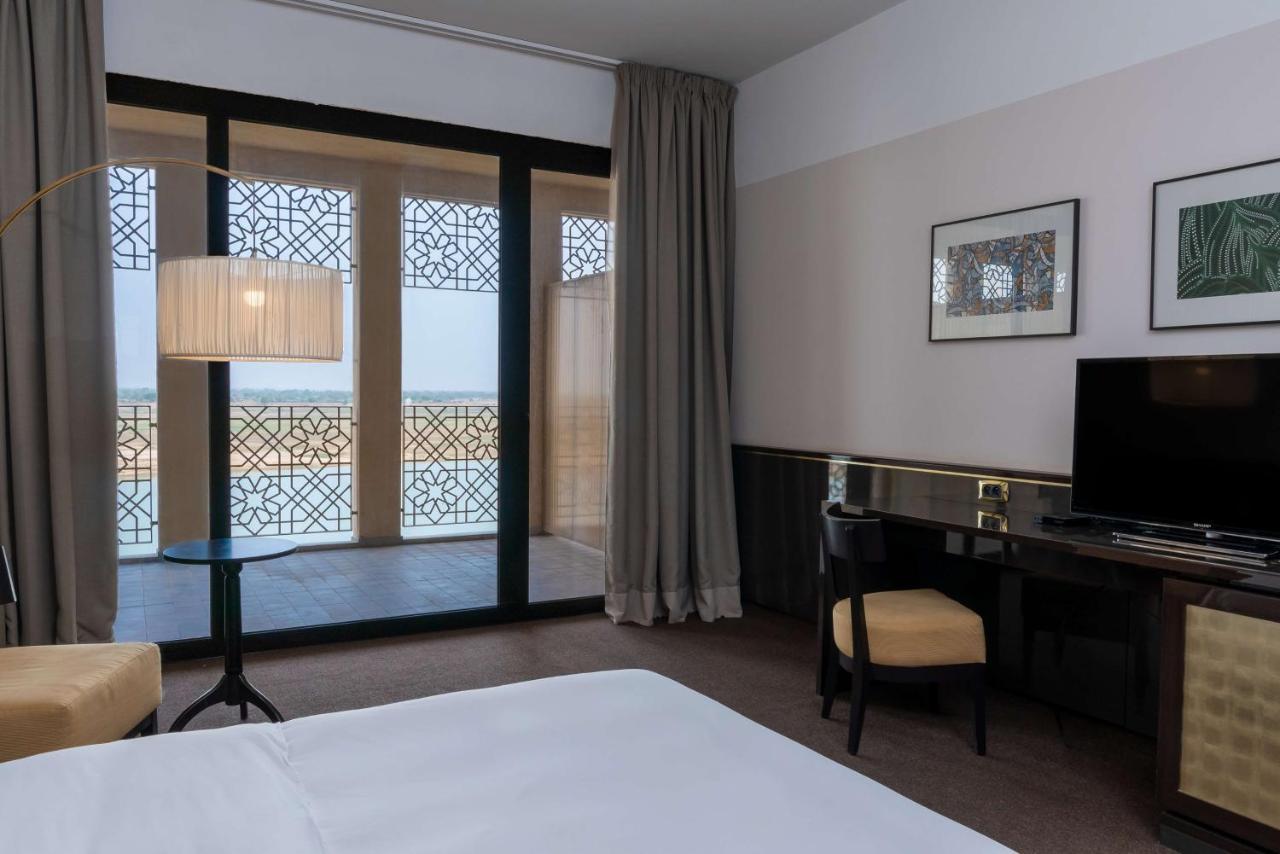 Radisson Blu Hotel NʼDjamena Exterior foto