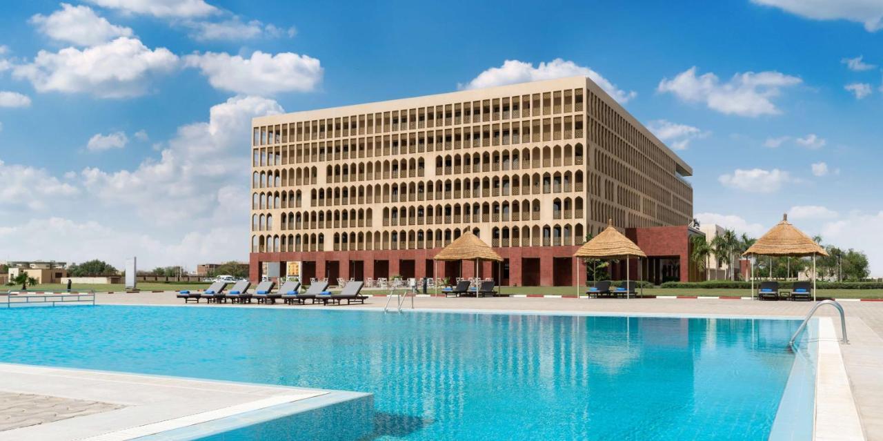 Radisson Blu Hotel NʼDjamena Exterior foto