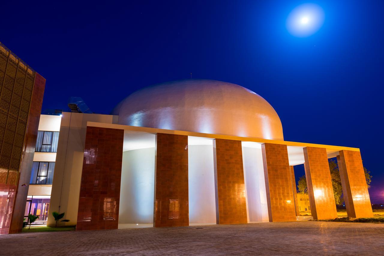 Radisson Blu Hotel NʼDjamena Exterior foto