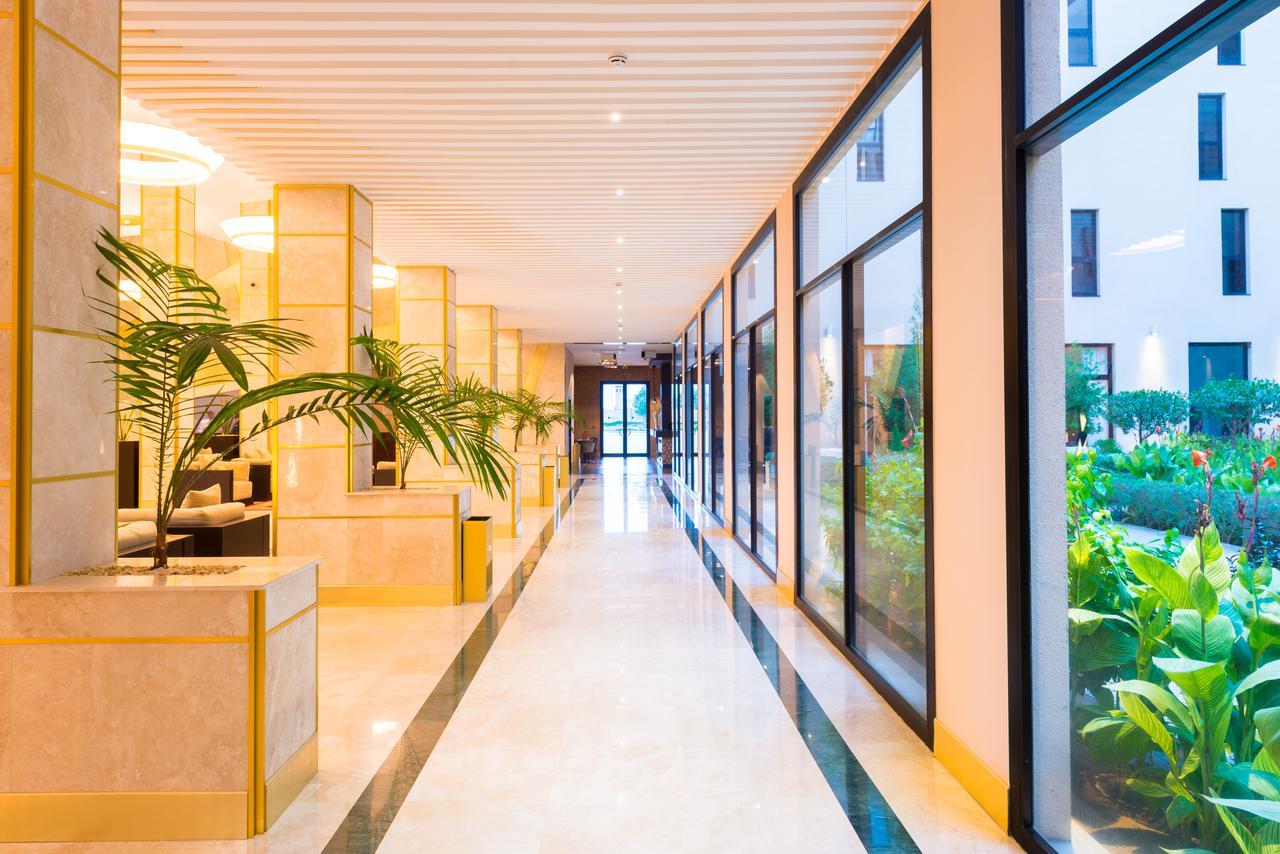 Radisson Blu Hotel NʼDjamena Exterior foto